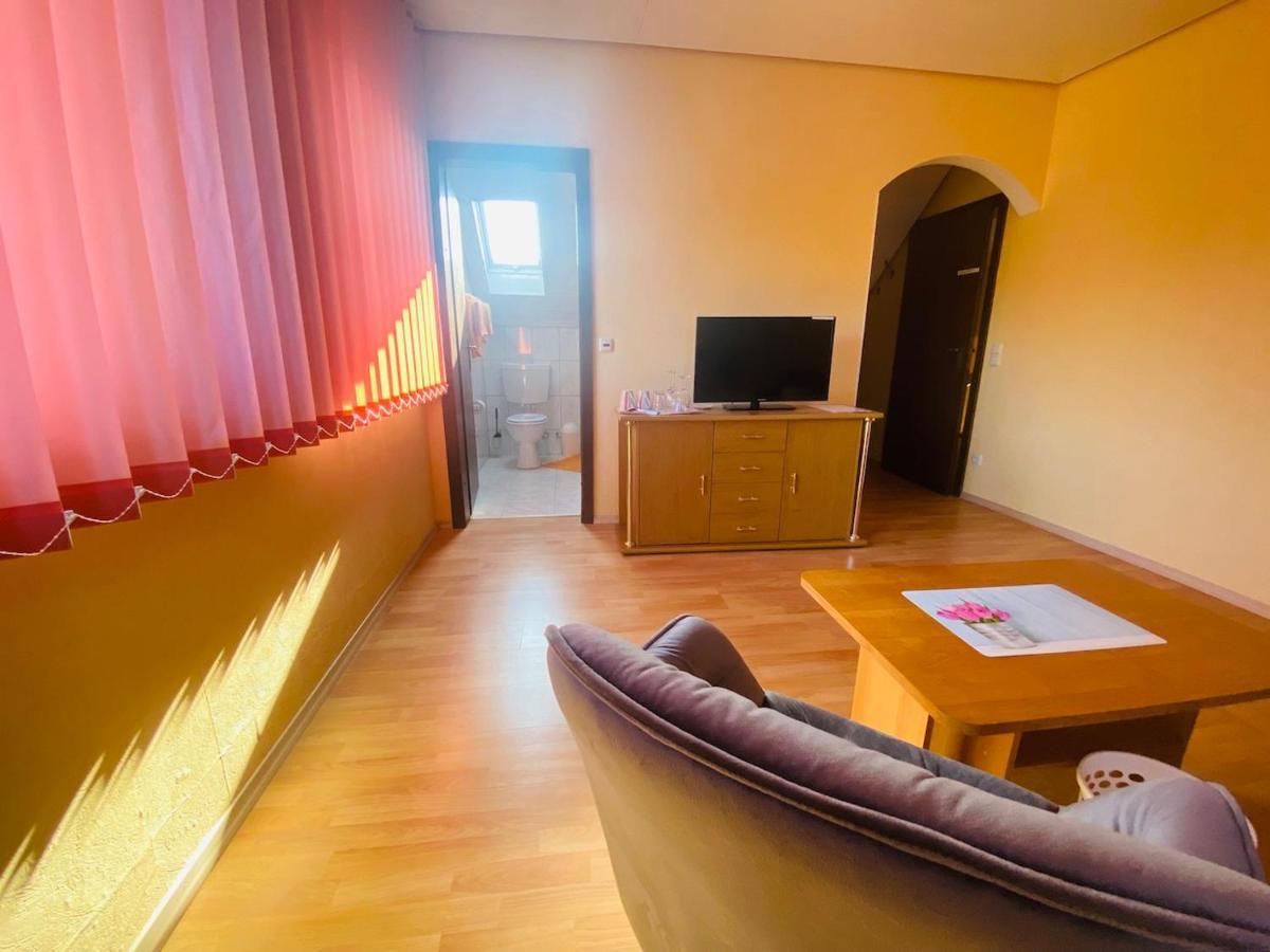 Pension Schmitt Waldfenster Екстериор снимка